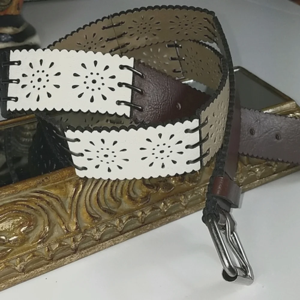 Fashion Belt,  creme, tan, brown colors belt, each color woven together, size XL